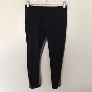 Monrow Leggings Cropped Color Blocked Black Grey Small